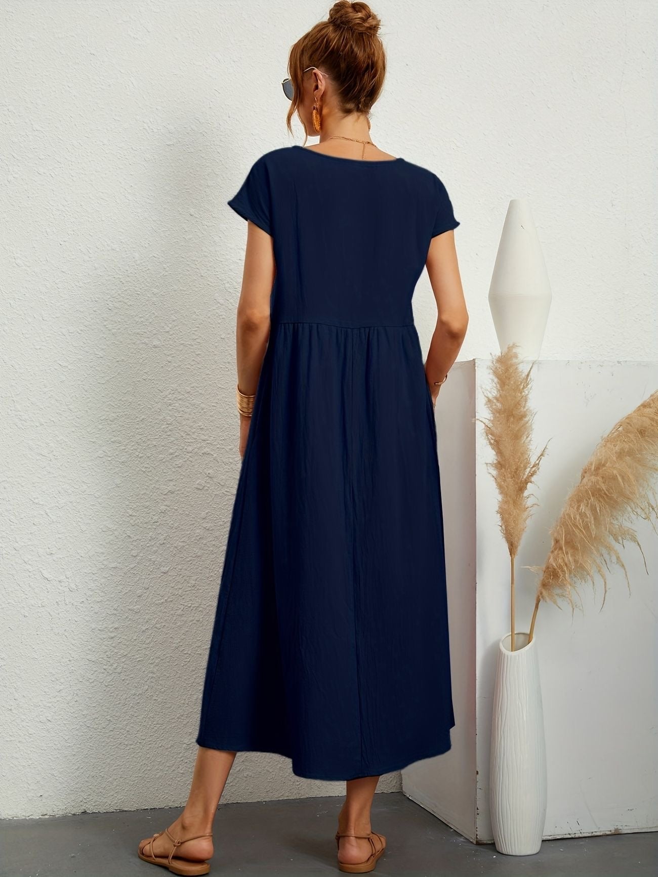 Greta™ | Robe élégante en lin